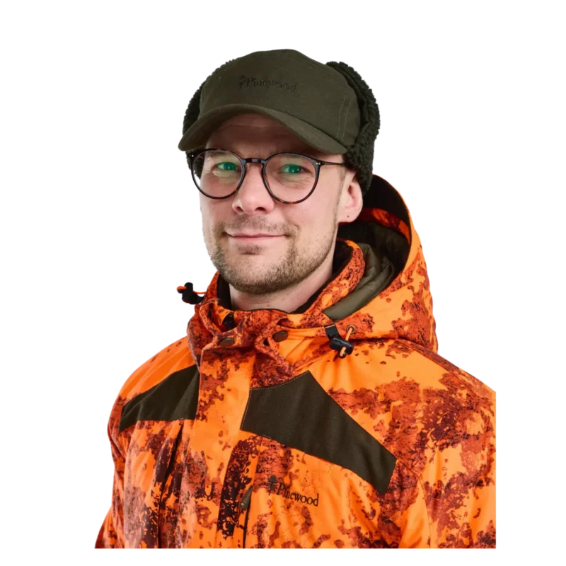 Handla nu Pinewood Småland Teddy Vinterkeps