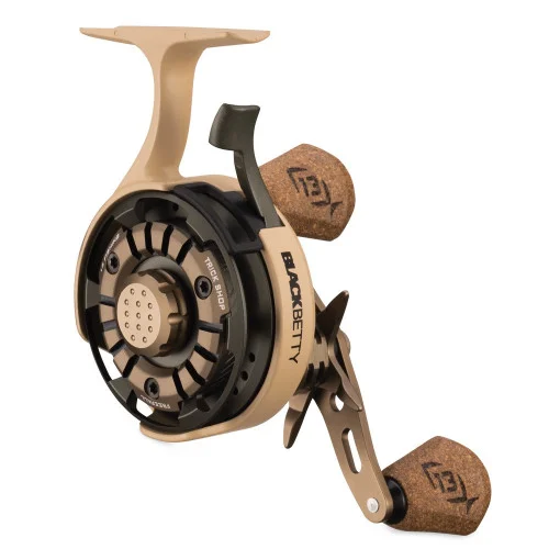 Endast denna vecka 13 Fishing Black Betty Freefall Carbon Trick Shop - Vänster