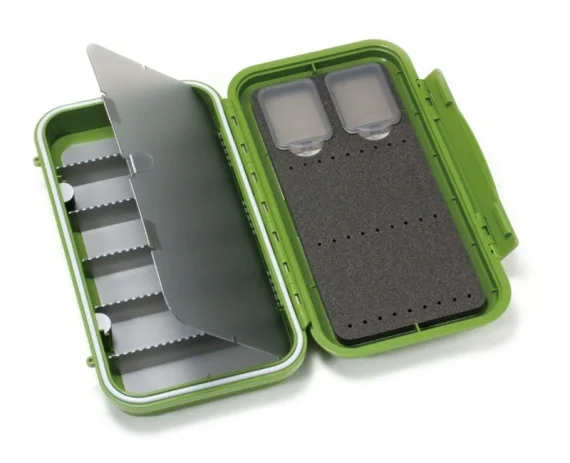 C&F Design Large 3-Row WP Tube Fly Case w 6 Comp (CF-3406H) Olive Begränsad tid