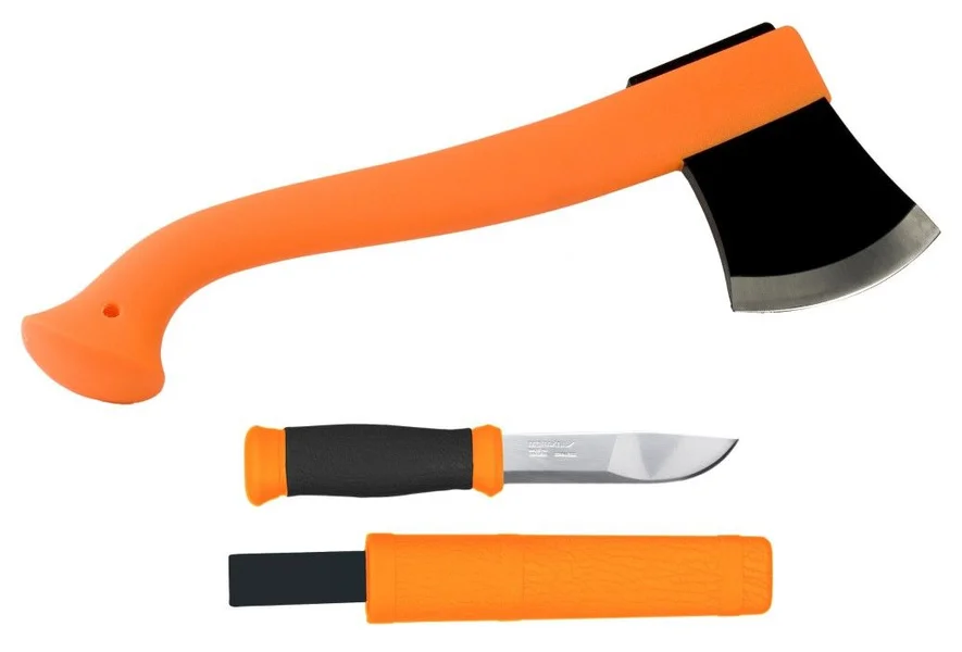 Utförsäljning Outdoor Kit med Yxa och Mora 2000